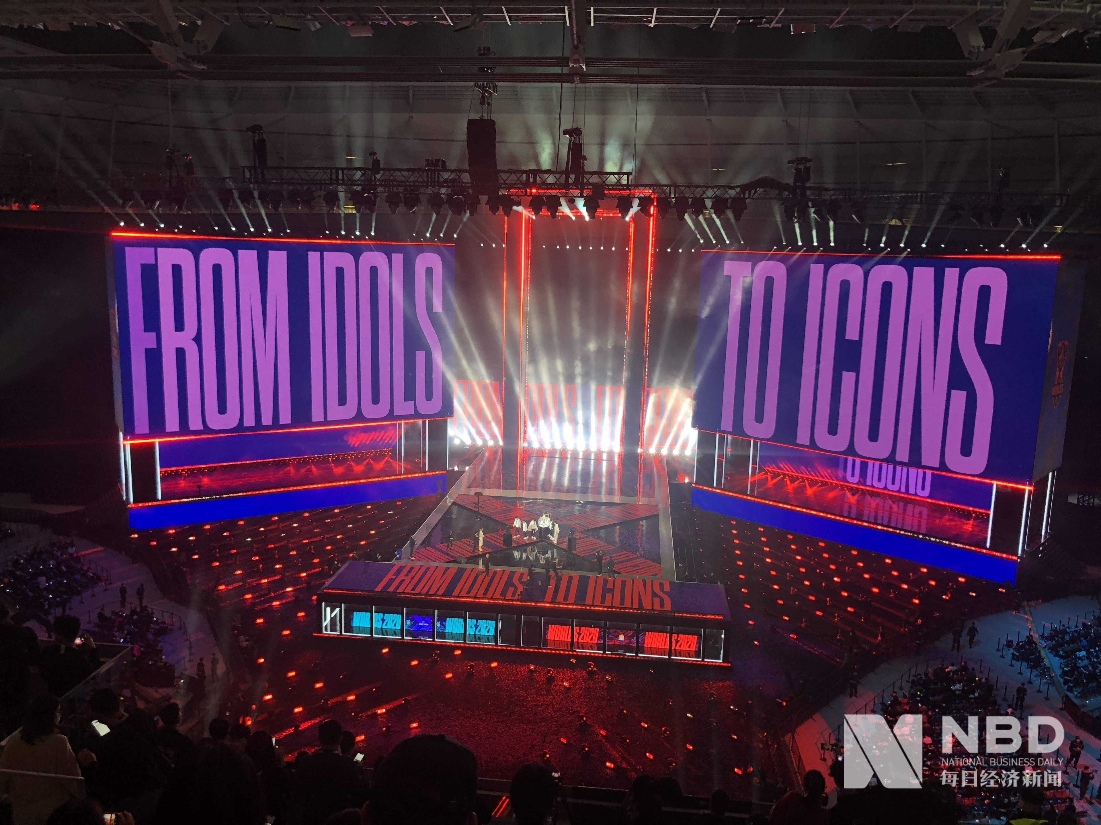 以及与赞助 以及与赞助