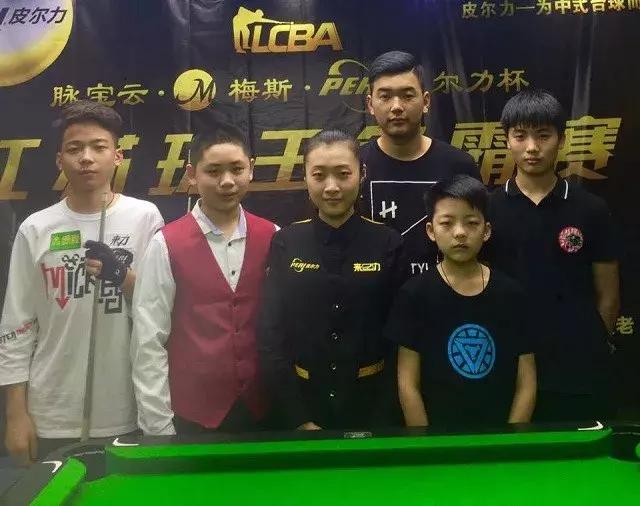 將世界盃捧 將世界盃捧